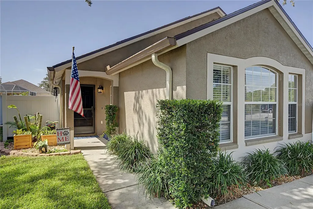 24328 Mistwood Court Lutz FL 33559