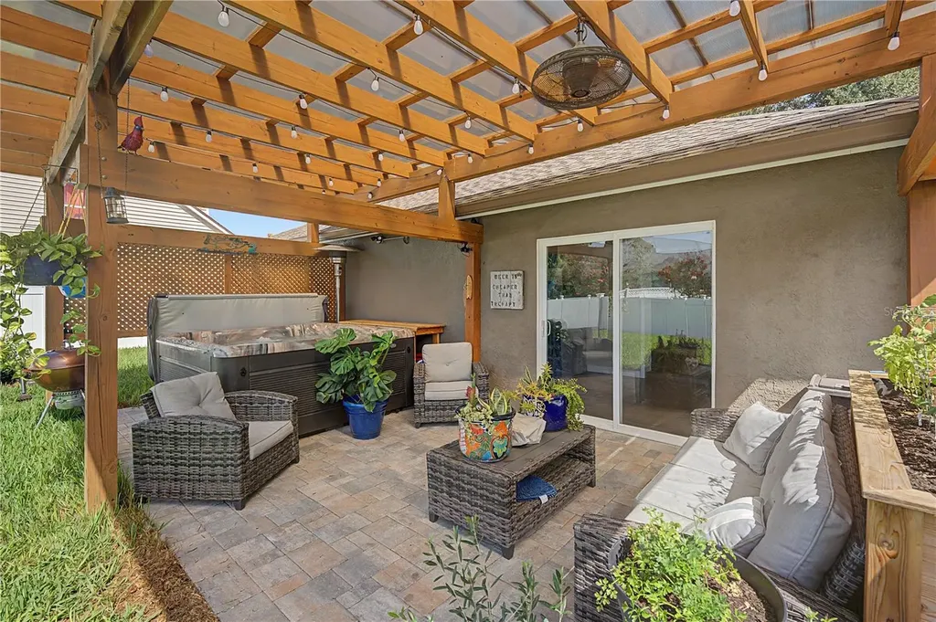 24328 Mistwood Court Lutz FL 33559
