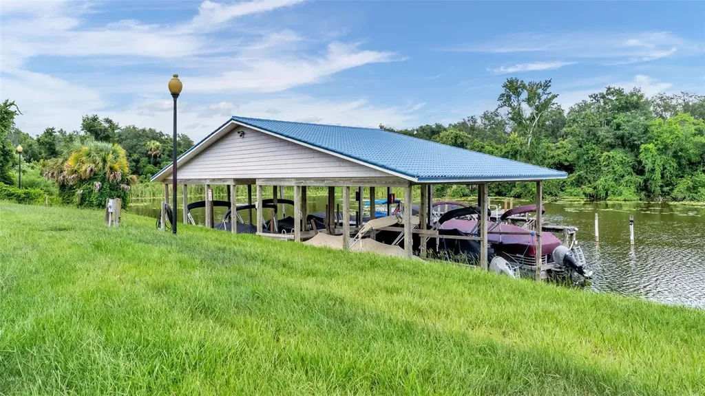 5701 Crestview Drive Lady Lake FL 32159