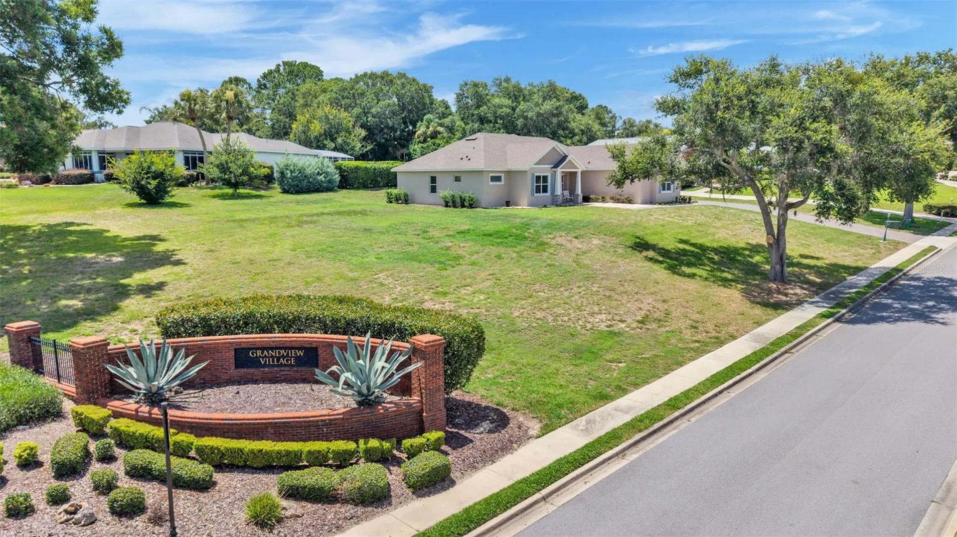 5701 Crestview Drive Lady Lake FL 32159