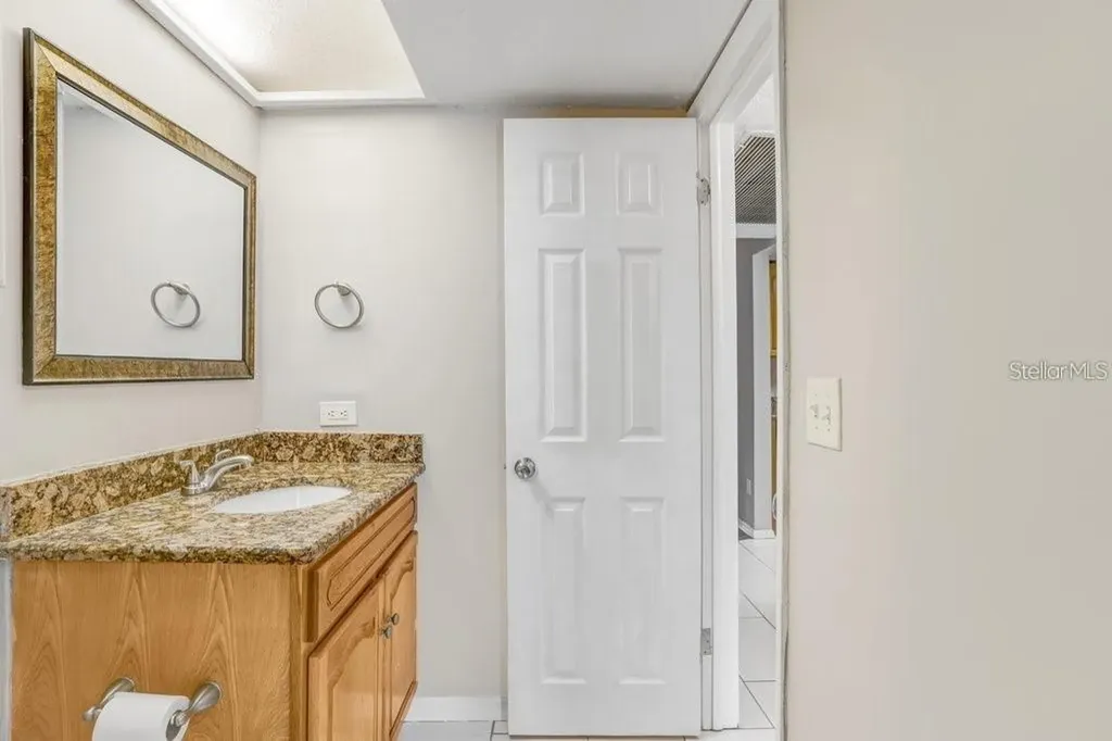 4833 Puritan Circle Tampa FL 33617