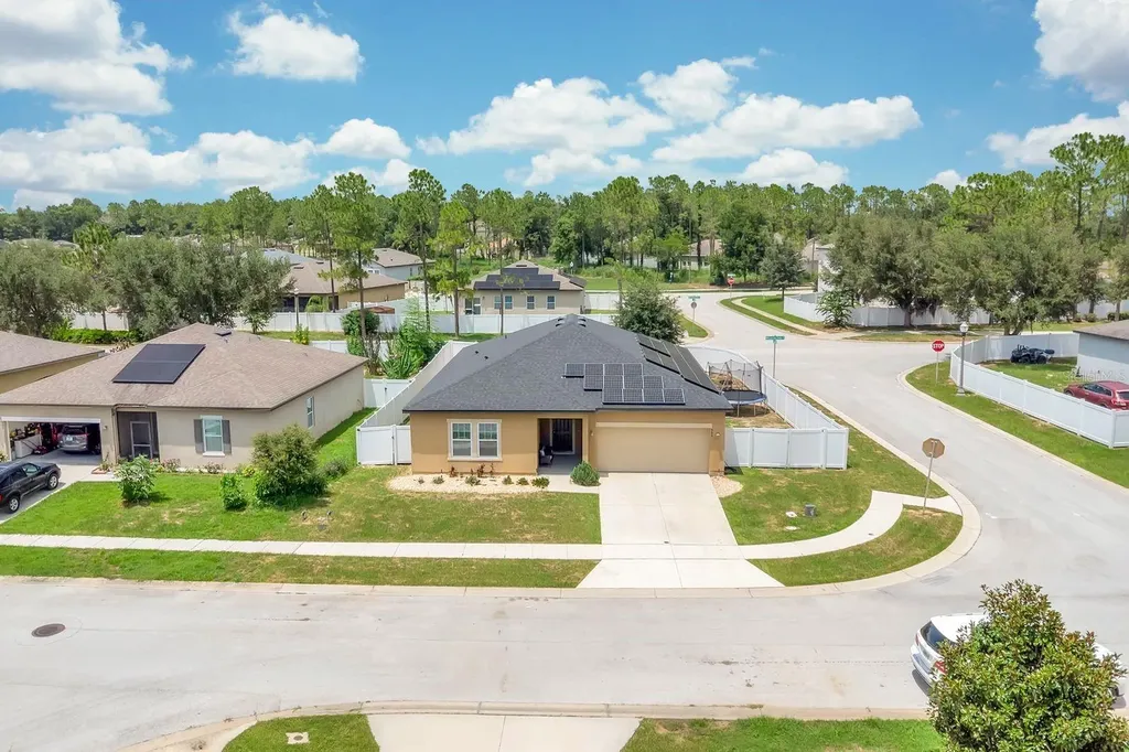 996 Joyce Road Lake Wales FL 33853