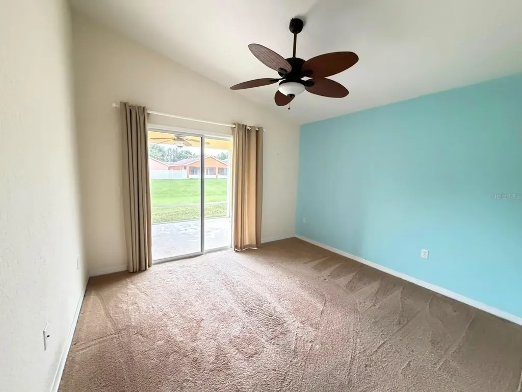 4921 NE 123rd Lane Oxford FL 34484