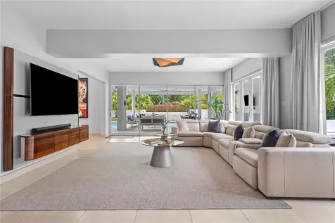 530 Camino De Guillarte Dorado PR 00646