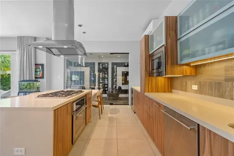 530 Camino De Guillarte Dorado PR 00646