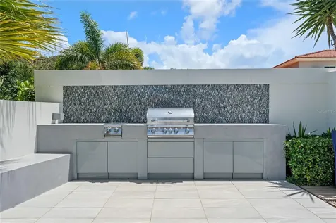 530 Camino De Guillarte Dorado PR 00646