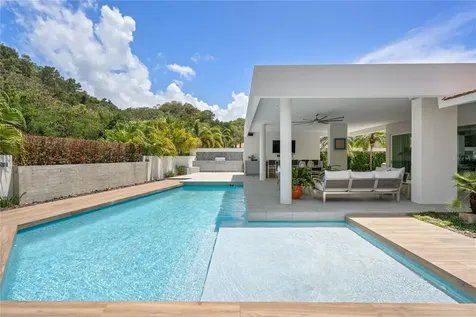 530 Camino De Guillarte Dorado PR 00646