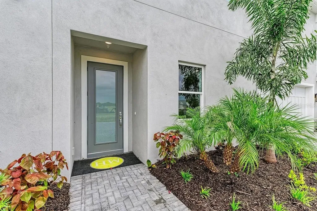 10016 Rembrandt Way Bradenton FL 34212