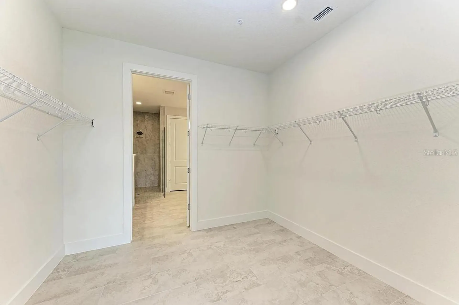 10016 Rembrandt Way Bradenton FL 34212