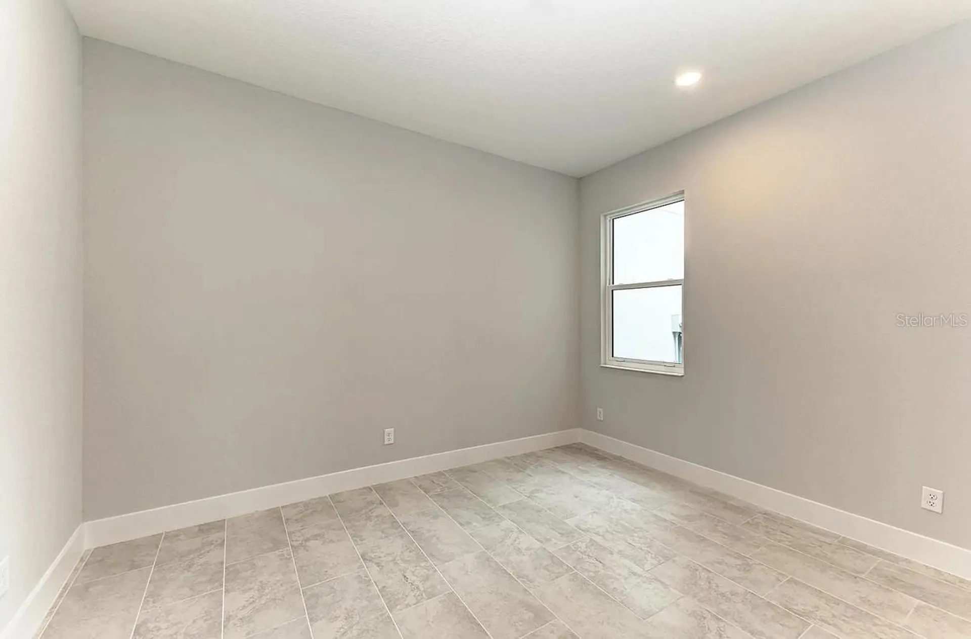 10016 Rembrandt Way Bradenton FL 34212