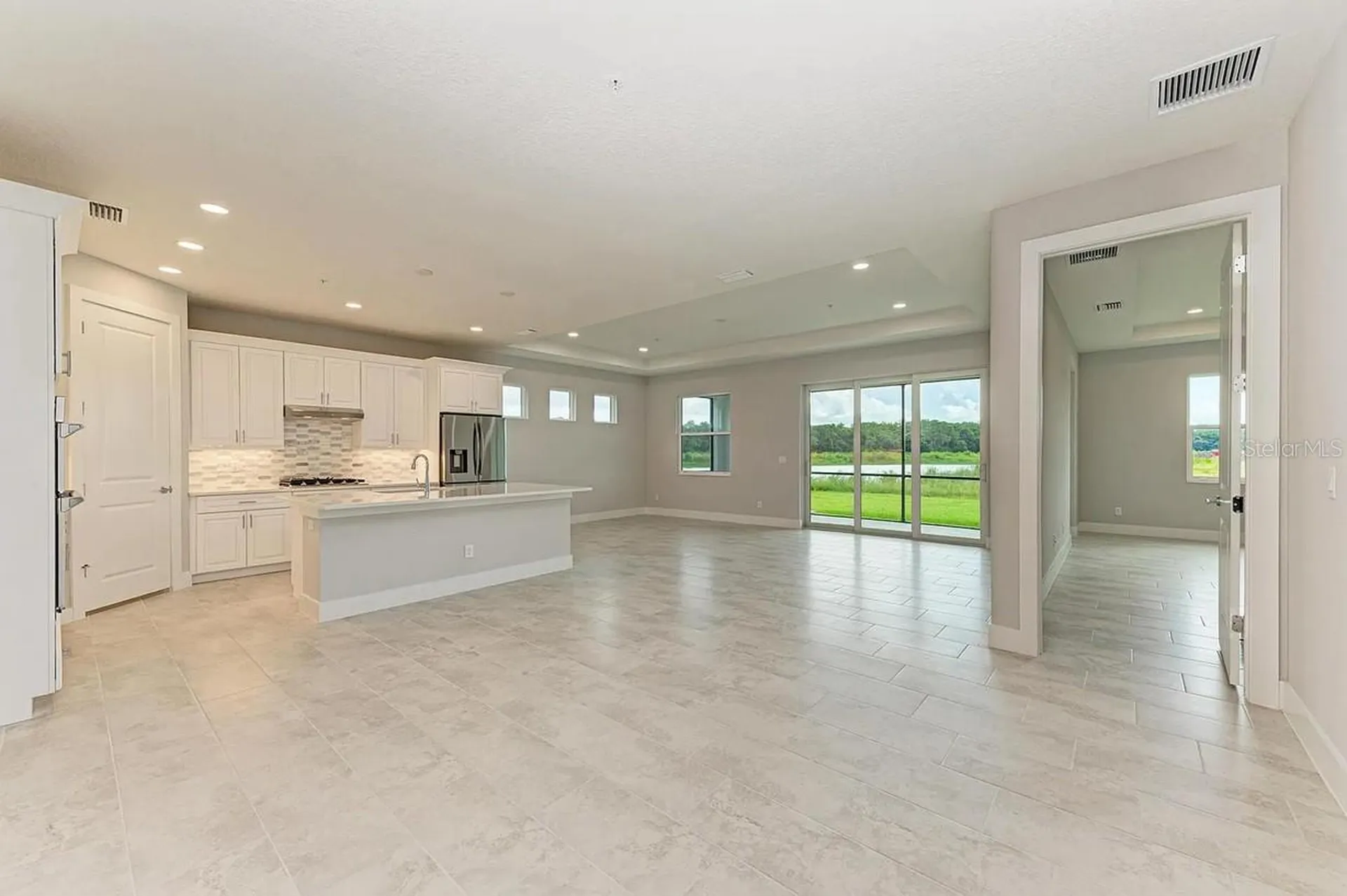 10016 Rembrandt Way Bradenton FL 34212