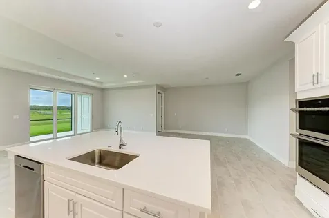 10016 Rembrandt Way Bradenton FL 34212