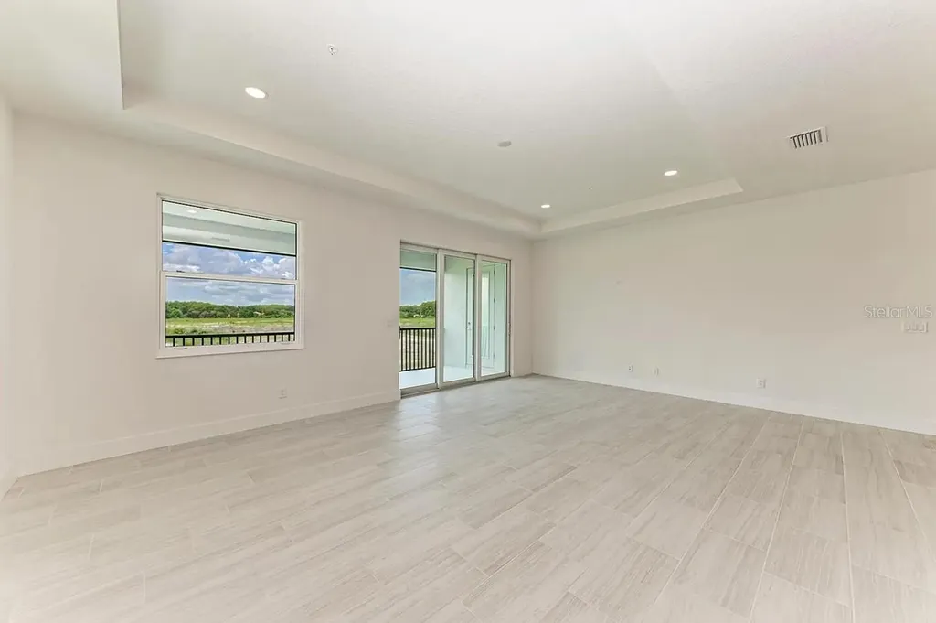 10016 Rembrandt Way Bradenton FL 34201