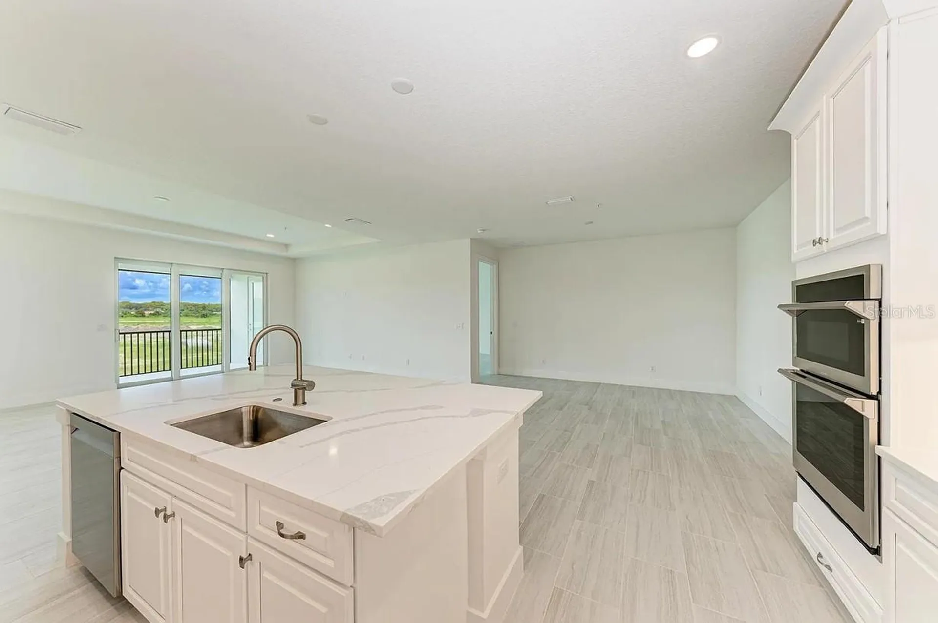 10016 Rembrandt Way Bradenton FL 34201