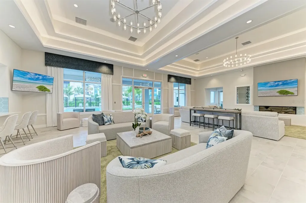 10016 Rembrandt Way Bradenton FL 34201
