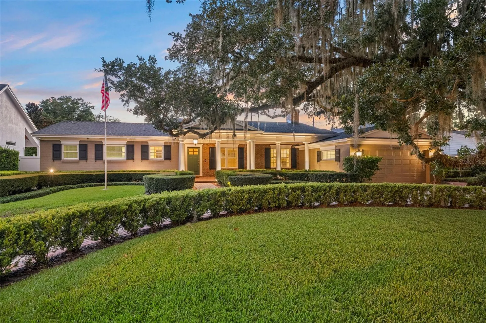 2410 Lake Shore Drive Orlando FL 32803