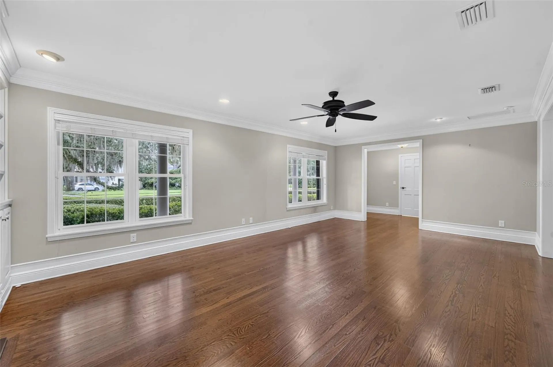 2410 Lake Shore Drive Orlando FL 32803
