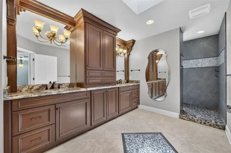 2410 Lake Shore Drive Orlando FL 32803