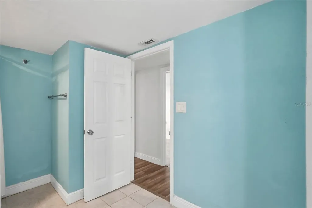 4978 71st Street N St Petersburg FL 33709