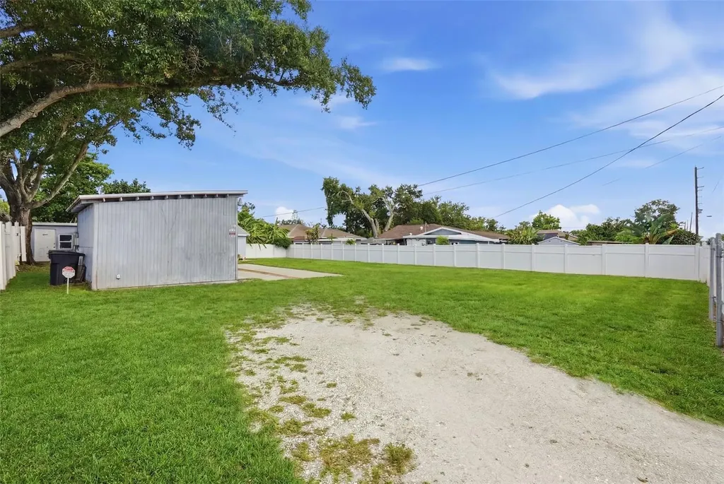 4978 71st Street N St Petersburg FL 33709