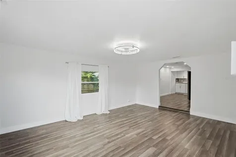 4978 71st Street N St Petersburg FL 33709