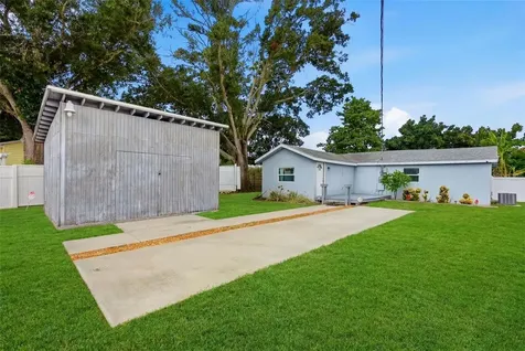 4978 71st Street N St Petersburg FL 33709
