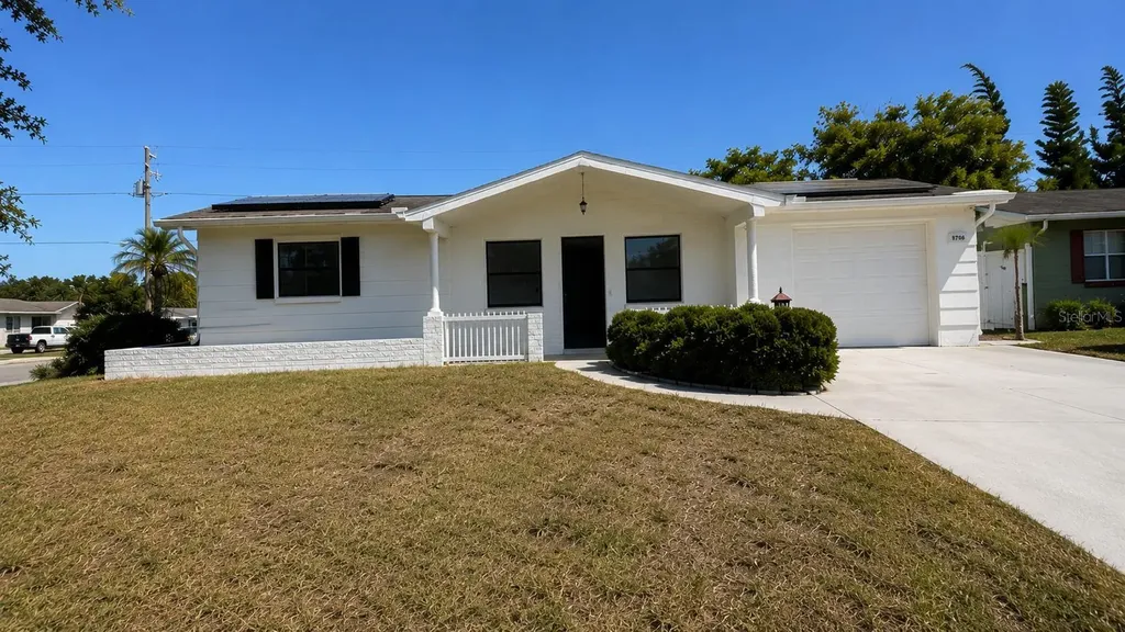 3708 Holiday Lake Drive Holiday FL 34691