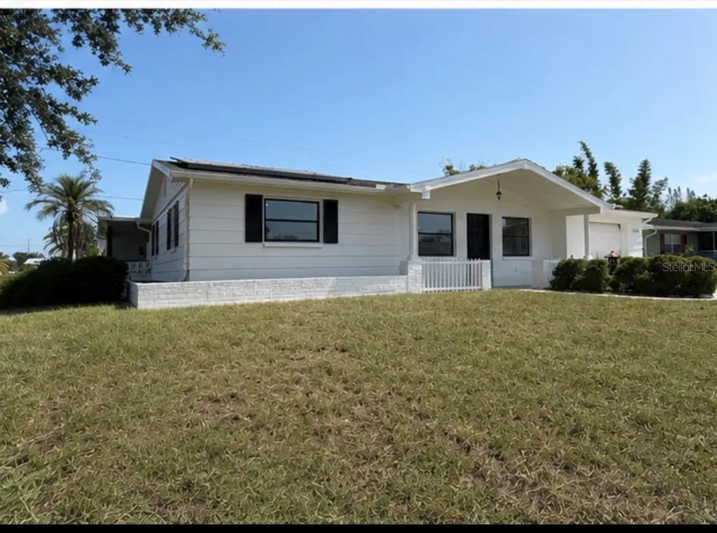 3708 Holiday Lake Drive Holiday FL 34691