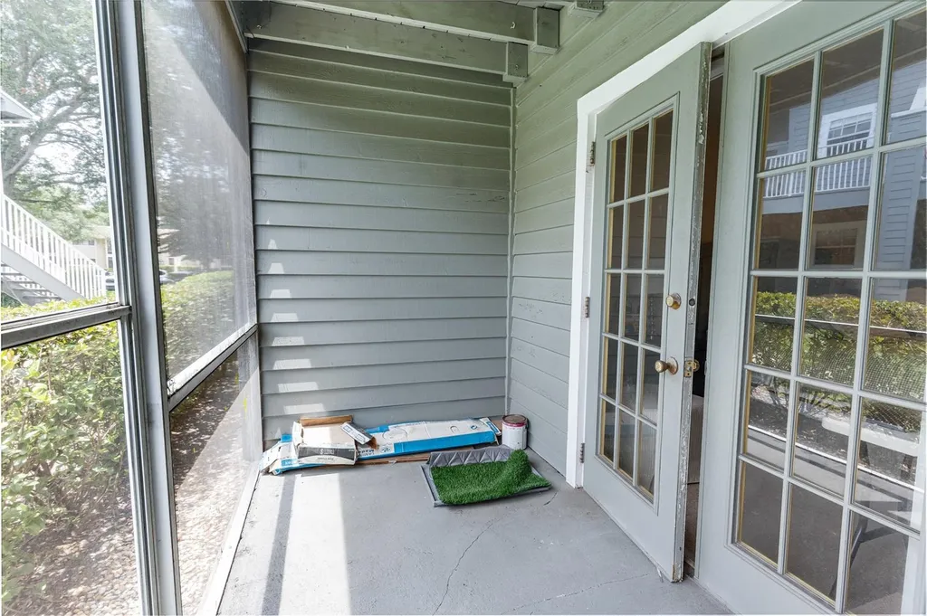 11942 Skylake Place Tampa FL 33617