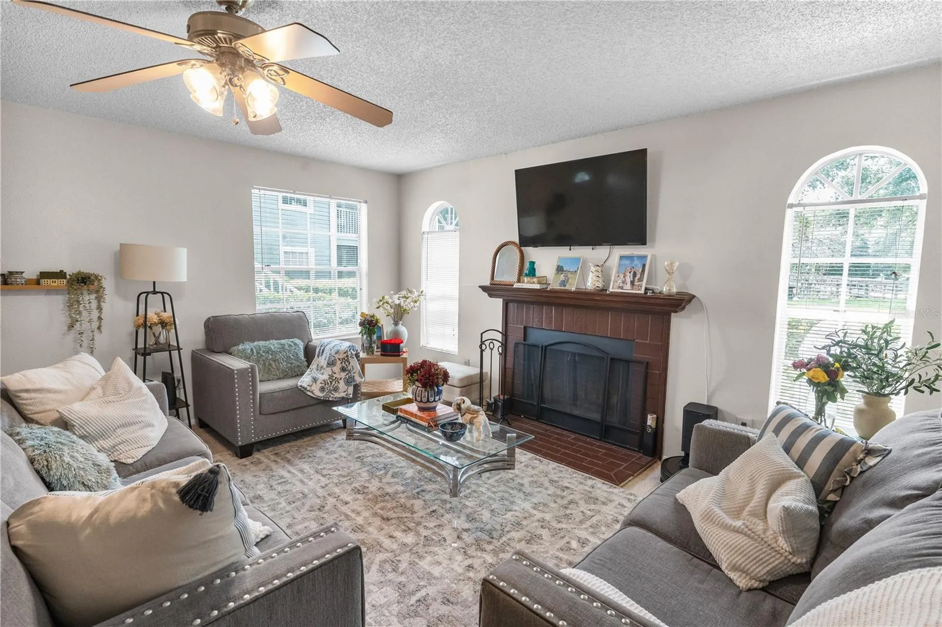 11942 Skylake Place Tampa FL 33617
