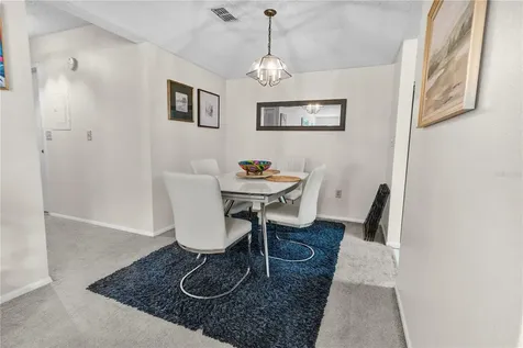 11942 Skylake Place Tampa FL 33617