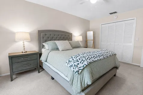 11942 Skylake Place Tampa FL 33617