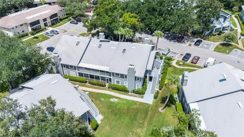 11942 Skylake Place Tampa FL 33617