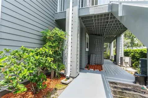 11942 Skylake Place Tampa FL 33617