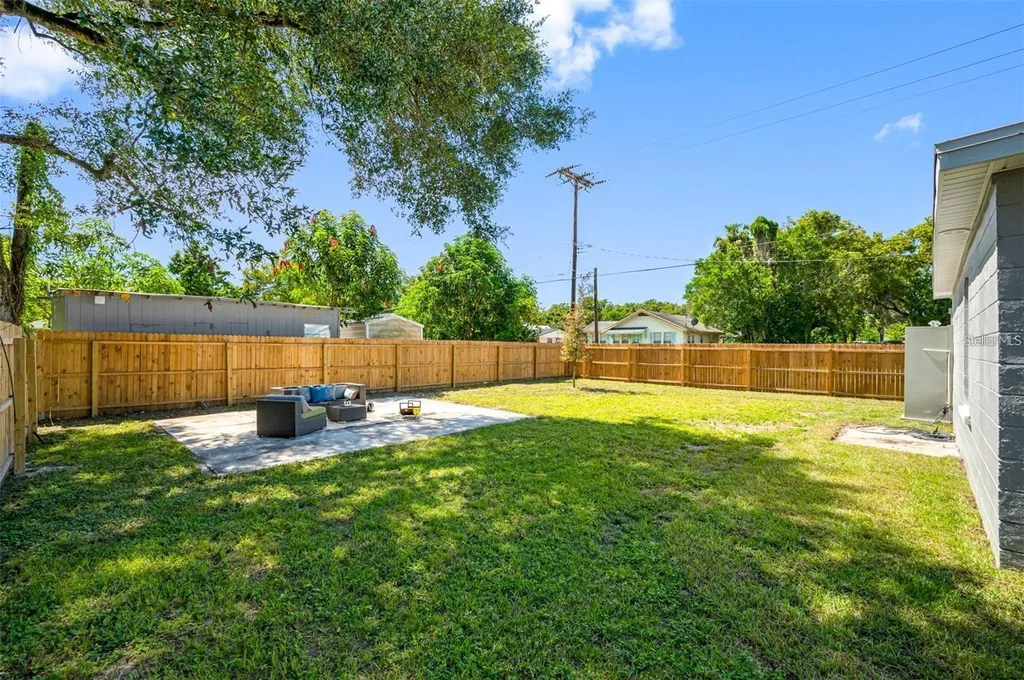 1901 E New Orleans Avenue Tampa FL 33610