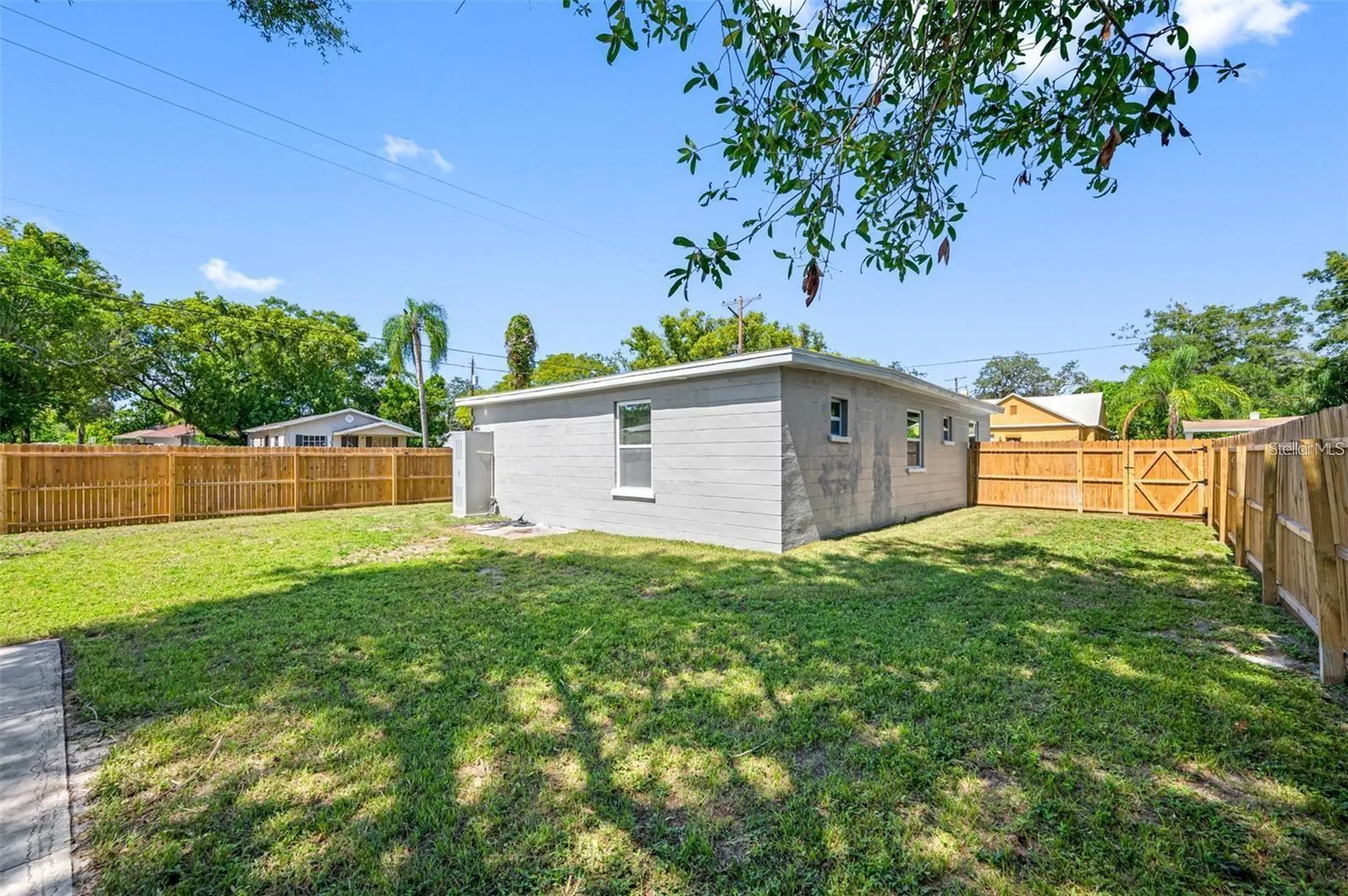 1901 E New Orleans Avenue Tampa FL 33610