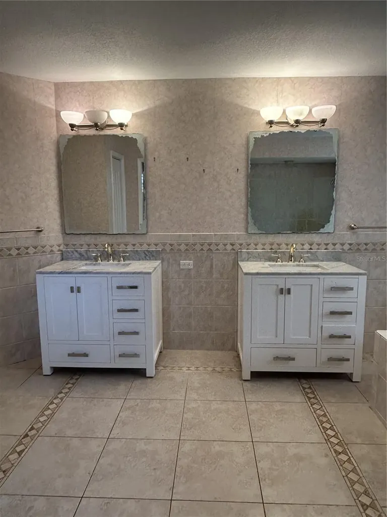 1612 Gulf Beach Boulevard Tarpon Springs FL 34689