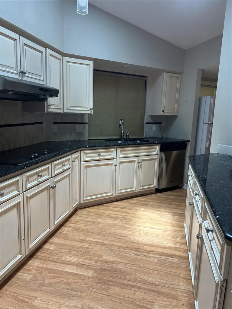 1612 Gulf Beach Boulevard Tarpon Springs FL 34689