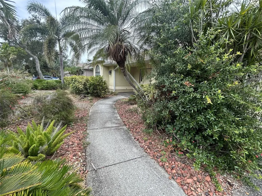 1612 Gulf Beach Boulevard Tarpon Springs FL 34689