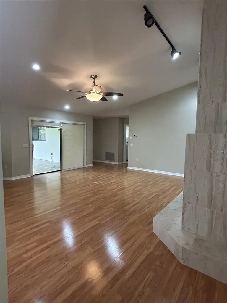1612 Gulf Beach Boulevard Tarpon Springs FL 34689