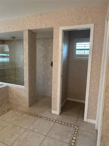 1612 Gulf Beach Boulevard Tarpon Springs FL 34689