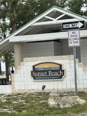 1612 Gulf Beach Boulevard Tarpon Springs FL 34689
