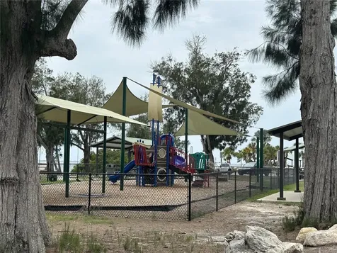 1612 Gulf Beach Boulevard Tarpon Springs FL 34689