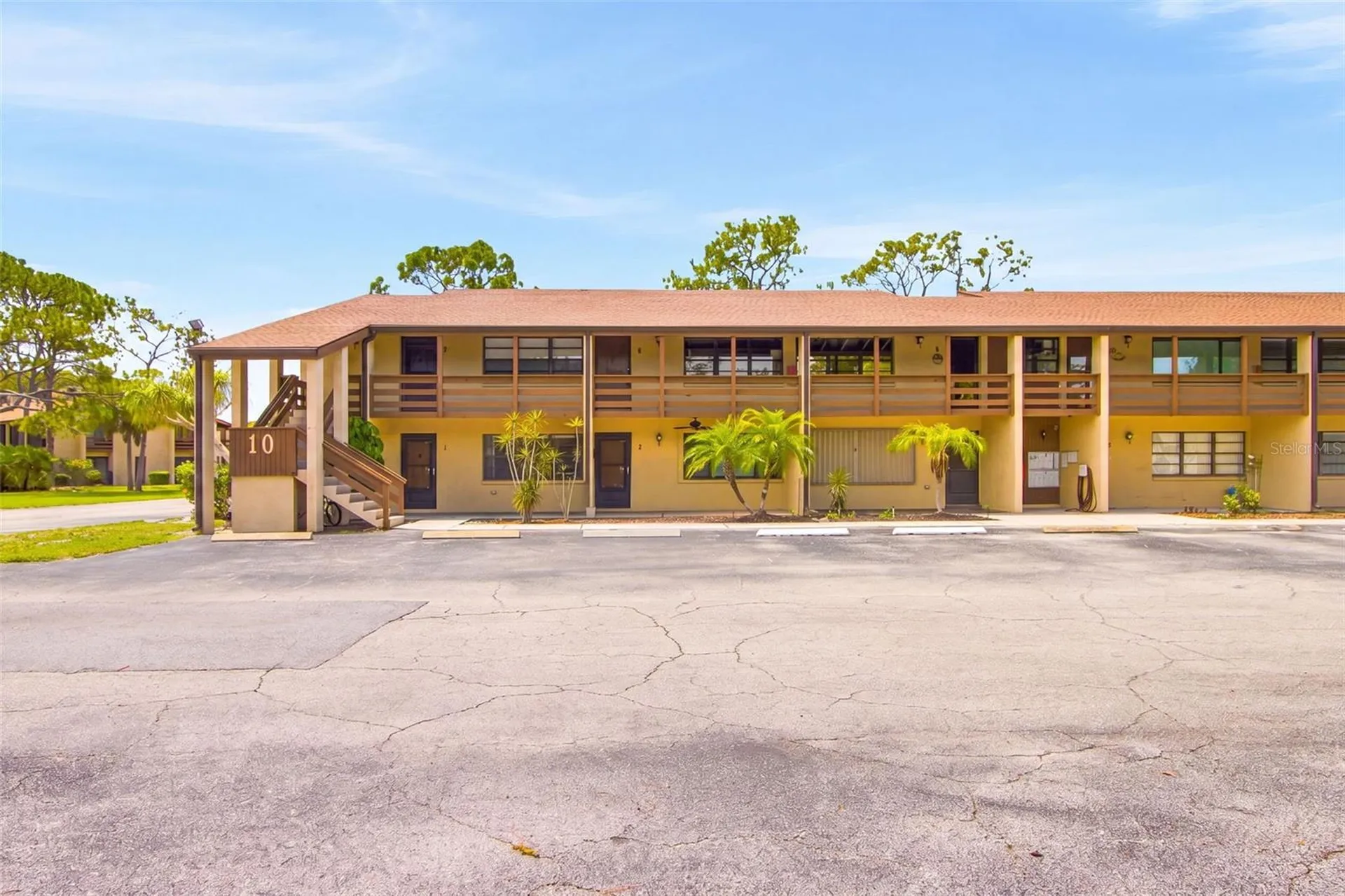 10 Quails Run Boulevard Englewood FL 34223