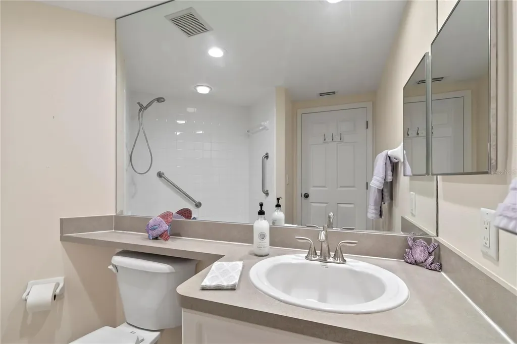 1200 Country Club Drive Largo FL 33771