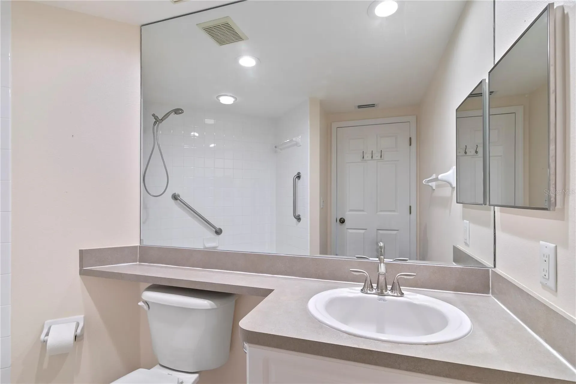 1200 Country Club Drive Largo FL 33771