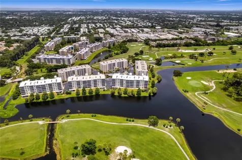 1200 Country Club Drive Largo FL 33771