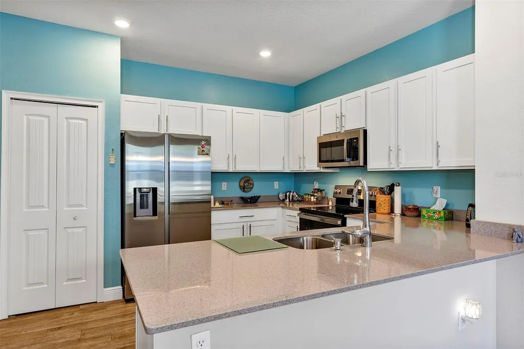 27018 White Plains Way Leesburg FL 34748
