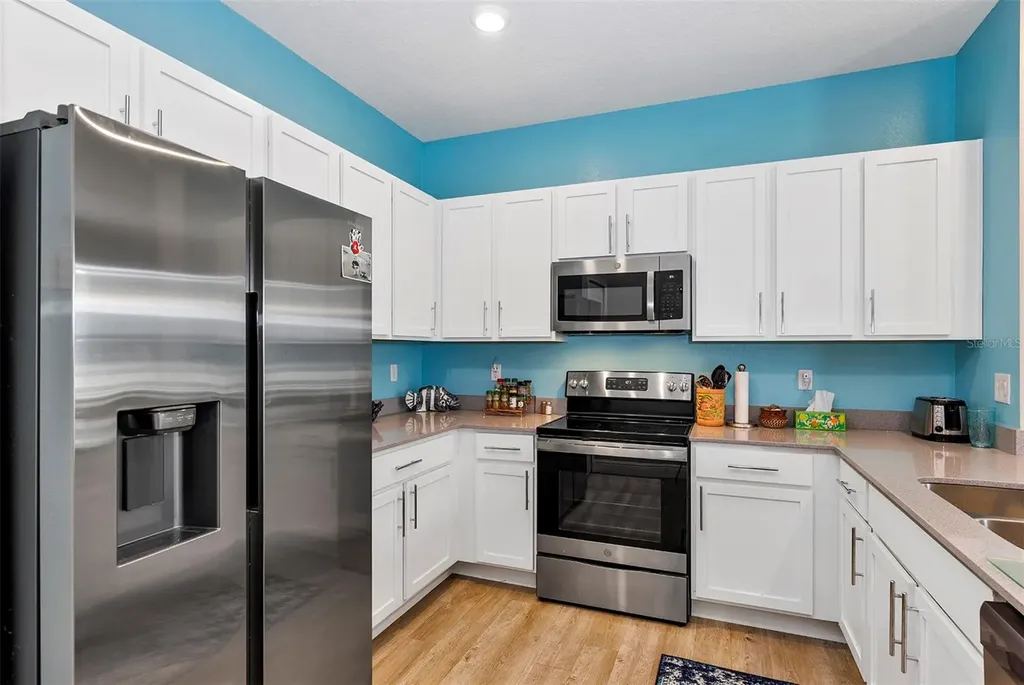 27018 White Plains Way Leesburg FL 34748