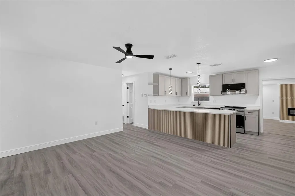 708 Cindy Avenue Fruitland Park FL 34731